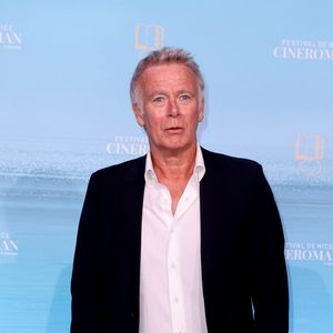 Franck Dubosc - Tapis rouge de la soirée de clôture de la 7ème édition du festival Cineroman à Nice le 4 octobre 2025. © Bebert-Jacovides/Bestimage