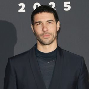 Tahar Rahim au photocall du dîner de la 50ème édition de la cérémonie des César au Fouquet's à Paris, France, le 28 février 2025. © Coadic Guirec/Bestimage