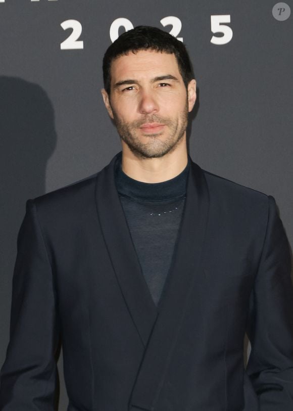 Tahar Rahim au photocall du dîner de la 50ème édition de la cérémonie des César au Fouquet's à Paris, France, le 28 février 2025. © Coadic Guirec/Bestimage