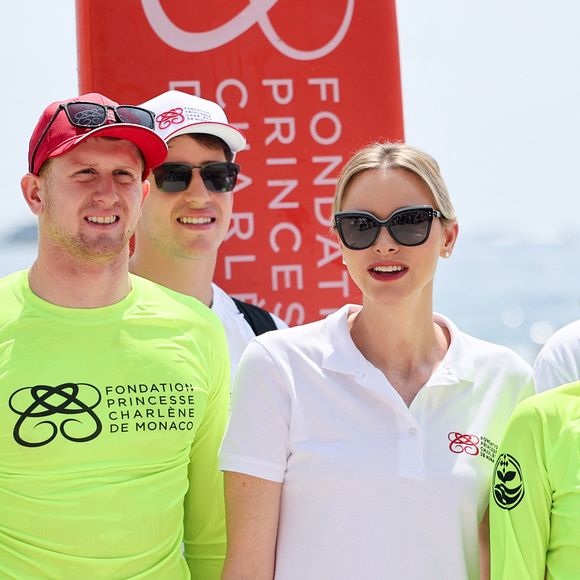 La princesse Charlène de Monaco lors de la journée "Water Safety Day, pour la prévention de la noyade" sur la plage du Larvotto de Monaco, le 17 juin 2025. Cet événement est organisé par sa Fondation, le Centre de Sauvetage Aquatique de Monaco (CSAM) en partenariat avec la Croix-Rouge monégasque. © Claudia Albuquerque/Bestimage