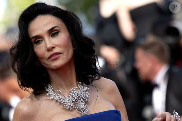Demi Moore - Montée des marches du film " La bola negra " lors du 79ème Festival International du Film de Cannes, le 21 mai 2026. © Olivier Borde / Bestimage