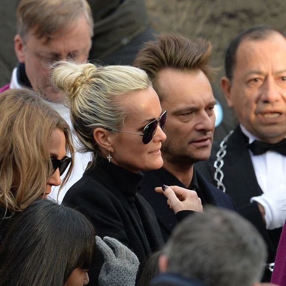 Laeticia Hallyday, ses filles Joy et Jade, Laura Smet, David Hallyday - Sorties de l'église de la Madeleine après les obsèques de Johnny Hallyday à Paris le 9 décembre 2017.
© Veeren / Bestimage