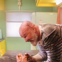 Philippe Etchebest blessé dans Fort Boyard : ce qu'il s'est passé pour qu'il se retrouve avec des points de suture