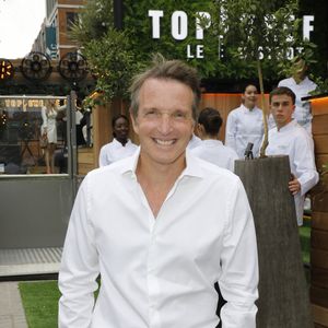 C'est en 2019 qu'il a rejoint l'aventure.

Exclusif - Stéphane Rotenberg - Ouverture du premier restaurant "Top Chef" Le Bistrot à Suresnes le 7 juillet 2022. Le groupe M6 et S. Rotenberg, en collaboration avec Les Bistrots Pas Parisiens ont ouvert ce Bistrot Top Chef à Suresnes, d'une capacité de 100 places.
 © Marc Ausset-Lacroix/Bestimage