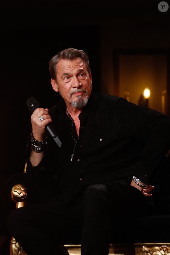 Le chanteur a finalement pu remonter sur scène le 13 avril 2026 à Nantes

Exclusif - Florent Pagny lors de l'enregistrement de l'émission "Serge Lama, le dernier rappel" présentée par F. Bollaert, diffusée le vendredi 21 novembre 2025 sur France 3 à 21h10, au théâtre Marigny à Paris, France, le 29 avril 2025. © Clovis-Moreau/Bestimage