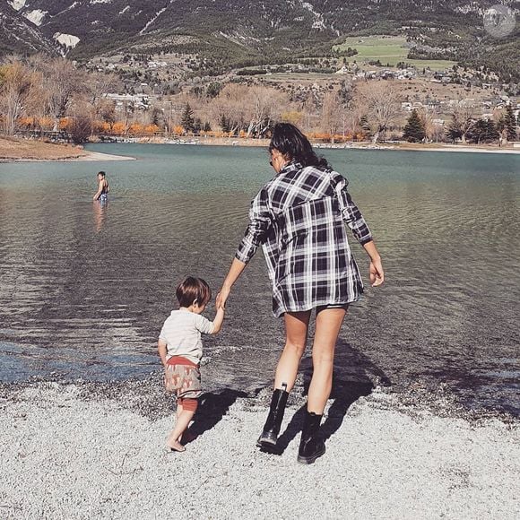 En effet, nombreux de ses petits compagnons auraient disparu ou auraient été tués par sa faute...
Caroline de "Mariés au premier regard" avec son fils Loup-Gabriel