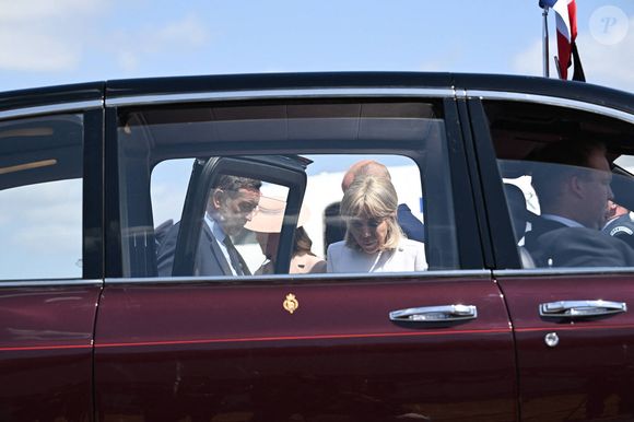 Le prince William, prince de Galles, et Catherine (Kate) Middleton, princesse de Galles, accueillent le couple présidentiel français le président Emmanuel Macron et sa femme la Première Dame Brigitte Macron à l'aéroport Station RAF de Northolt, à Ruislip, Royaume Uni, le 8 juillet 2025. À l'invitation de Leurs Majestés le roi et la reined'Angleterre, le président français et Madame la Première effectueront une visite d'État au Royaume-Uni du 8 au 10 juillet 2025. © Jeanne Accorsini/Pool/Bestimage