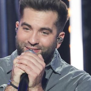 Kendji Girac - Les célébrités se mobilisent pour la 38ème édition du Téléthon dans les studios de France 2 à Paris © Coadic Guirec / Bestimage