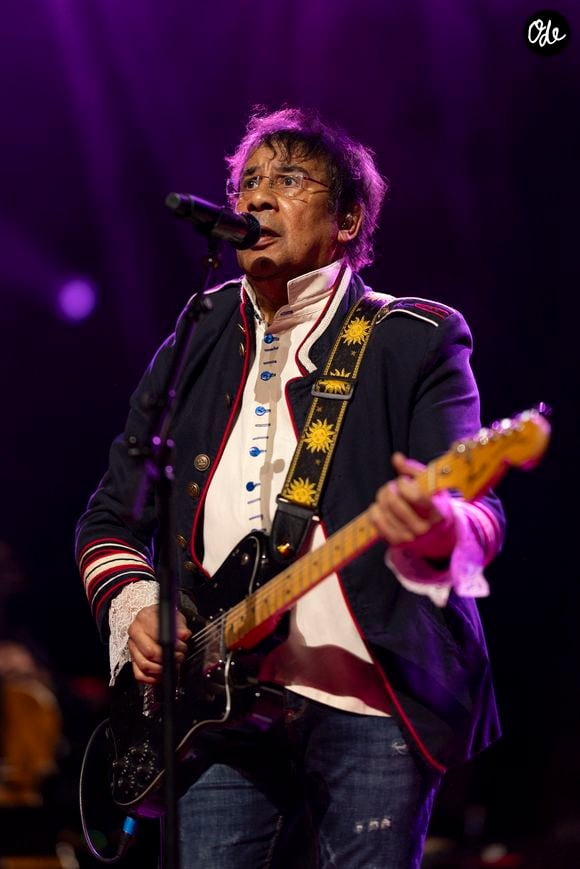 Laurent Voulzy lors du concert du gala des 20 ans de la Fondation Recherche Alzheimer "2 générations chantent pour la 3ème" à l'Olympia à Paris, le 18 mars 2024.

© Cyril Moreau / Bestimage