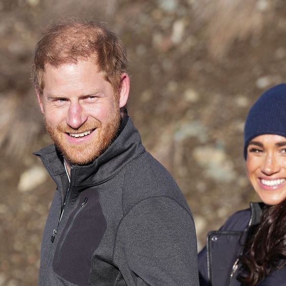 Le prince Harry fait du skeleton sous les yeux de Meghan Markle lors d'une visite au camp d'entrainement des athlètes des Invictus Games 2024 à Whistler en Colombie Britannique le 15 février 2024. (Julien Burton / Bestimage).