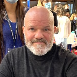 En parlant de la disparition d'une femme qui a tant compté

Philippe Etchebest lors de la 39ème Foire du Livre de Brive © Fabien Faure/Bestimage