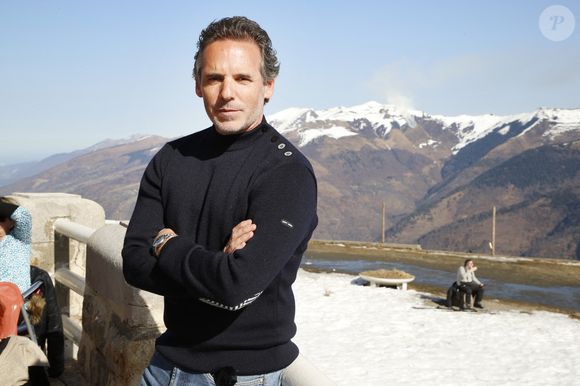 Aujourd’hui, il diversifie sa carrière en jouant, réalisant et scénarisant au cinéma et au théâtre.



Jérémy Banster pour Le cri des goélands - Photocall lors de la 24ème édition du Festival des Créations TV de Luchon. Le 10 février 2022
© Christophe Aubert via Bestimage