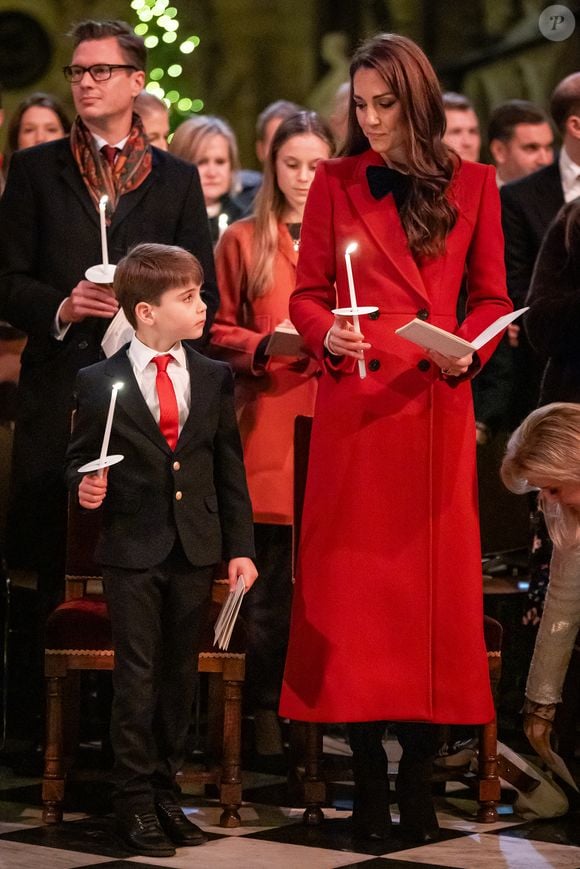 Le prince Louis de Galles et Catherine (Kate) Middleton, princesse de Galles - La famille royale d'Angleterre assiste à la messe "Together At Christmas Carol" à l'abbaye de Westminster à Londres, Royaume-Uni le 6 Décembre, 2024