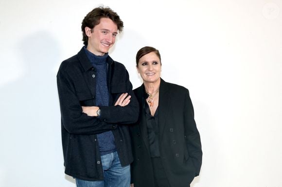 Jean  Arnault et Maria Grazia Chiuri posent à la fin du Défilé de Mode Dior, Prêt-à-porter Automne / Hiver 2025-2026 dans le cadre de la Fashion Week de Paris, France, le 04 Mars 2025. 

© Bertrand Rindoff / Bestimage