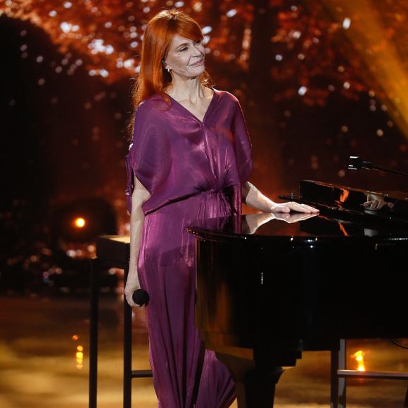 La chanteuse s'est longuement confiée à nos confrères de Télépro sur ce comeback très attendu. 

Exclusif - Axelle Red (Fabienne Demal) - Enregistrement de l'émission "La fête de la Chanson française" au Dôme à Paris, présentée par L.Thilleman et A.Manoukian, et diffusée le 22 décembre 2023 sur France 3
© Christophe Clovis / Bestimage