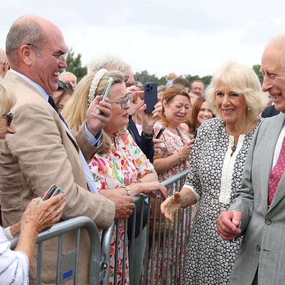 Le roi Charles III d'Angleterre et Camilla Parker Bowles, reine consort d'Angleterre,visitent le Sandringham Flower Show 2025. © Chris Radburn/WPA-Pool/Bestimage