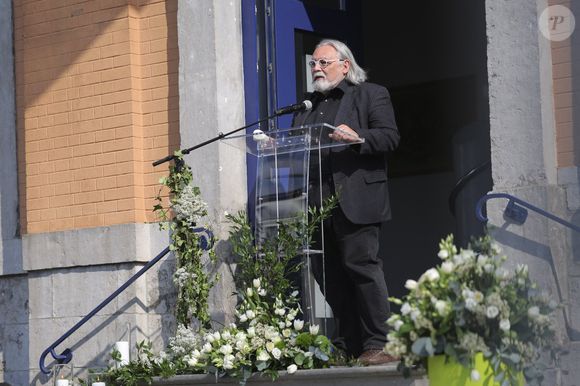 Philippe Reynaert - 300 personnes réunies pour rendre hommage à Emilie Dequenne dans sa ville de Chièvres (Belgique), le 9 avril 2025, quelques semaines après son décès prématuré, survenu le 16 mars 2025. © Photonews / Bestimage