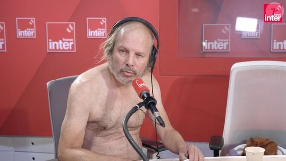 Philippe Katerine s’est mis tout nu pour sa première chronique sur France Inter le 29 août 2024.
© France Inter via Bestimage