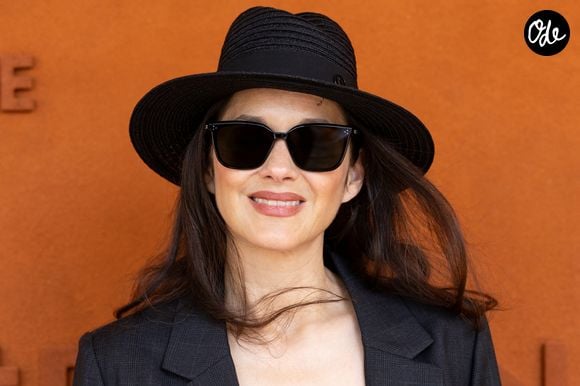 Marion Cotillard lors des Internationaux de France de Tennis de Roland Garros 2026, à Paris, France, le 7 juin 2026. © Jacovides-Moreau/Bestimage