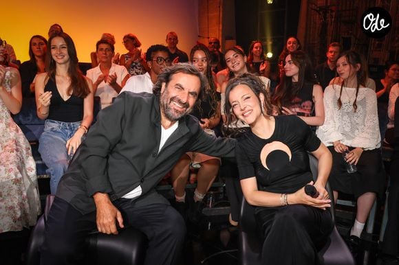 Exclusif - André Manoukian, Camille Lellouche, lors de l’enregistrement de l’émission "Le Grand Echiquier - Spéciale Céline Dion" présentée par C.Chazal et A.Manoukian et diffusée le 20 octobre sur France 2, à Paris, France, le 3 juillet 2026. © Jack Tribeca/Bestimage