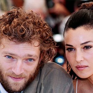 Monica Bellucci avait affirmé en 2019 que leur séparation s’était faite dans le respect et sans conflit.

Monica Bellucci et Vincent Cassel lors du photocall du film ''Irréversible'' pendant le 55ème Festival de Cannes, le 24 mai 2002. ©Frédéric Piau/Bestimage