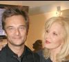 David Hallyday et Sylvie Vartan sont co-propriétaires d'une maison à Paris.

Exclusif - David Hallyday et sa mère dans la loge après le concert de Sylvie Vartan à l'Olympia © Bestimage