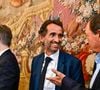 Ce lundi 7 juillet, le président du comité stratégique des centres E.Leclerc a "béni" l'alliance annoncée entre Carrefour et Coopérative U.
Dominique Schelcher, PDG de Système U, Michel Edouard Leclerc et Alexandre Bompard, PDG de Carrefour, lors de la réunion avec les acteurs de la filière carburant. - E.Borne, Première ministre, réunit les acteurs de la filière carburant à Matignon, le 26 septembre 2023.
© Eric Tschaen / Pool / Bestimage