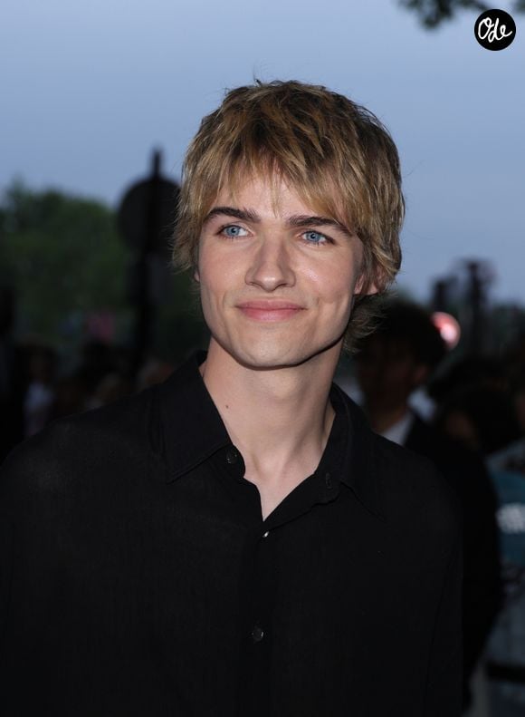 Pierre de Maere - Arrivées au défilé de mode Hommes printemps-été 2025 "AMI Alexandre Mattiussi" lors de la fashion week de Paris. Le 20 juin 2024
© Denis Guignebourg / Bestimage