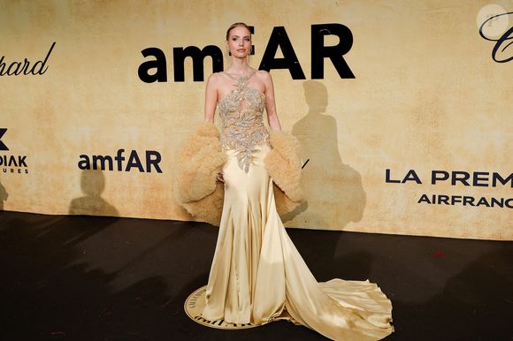 Leonie Hanne au photocall du gala AmFar 2025 by Chopard à l'Hôtel du Cap-Eden-Roc à Antibes le 22 mai 2025.

© Moreau / Jacovides / Bestimage