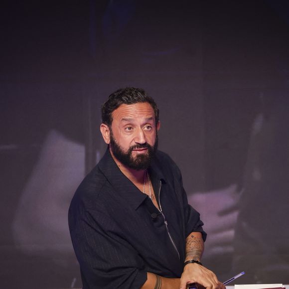 Cyril Hanouna, sur le plateau de  TBT9 présenté par C.Hanouna, et diffusé en direct sur W9, Paris, France, le 08 octobre 2025. © Jack Tribeca / Bestimage