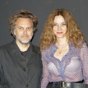 Cette parenthèse américaine lui a permis de tourner dans la série "Le Sympathisant".

Florian Zeller et Marine Delterme au photocall du film "L'Odyssée" au Grand Rex à Paris le 8 juillet 2026.

© Coadic Guirec/Bestimage