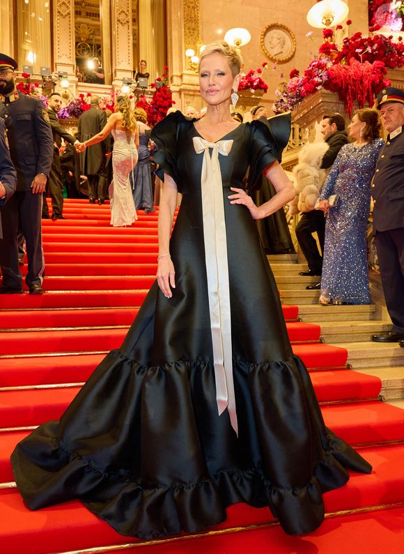 Adriana Karembeu - Les célébrations lors du "Bal de l'Opéra de Vienne 2026" à l'Opéra d'État de Vienne, le 12 février 2026.

© Action Press / Bestimage