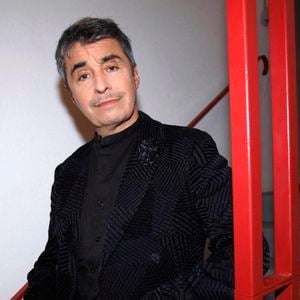 Ariel Wizman posant lors d'une séance photo à Paris, France, avril 2023. Photo par VIM/ABACAPRESS.COM