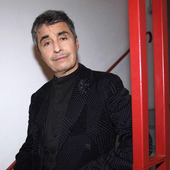 Ariel Wizman posant lors d'une séance photo à Paris, France, avril 2023. Photo par VIM/ABACAPRESS.COM