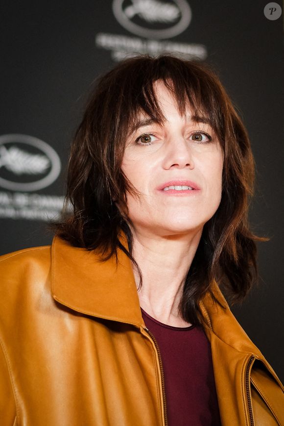 Charlotte Gainsbourg au Photocall pour Kering Women in Motion Talk avec Charlotte Gainsbourg pendant le 78ème Festival de Cannes (Festival International du Film de Cannes) au Palais des Festivals à Cannes, France, le 17 mai 2025. Photo by Julie Edwards/Avalon/ABACAPRESS.COM