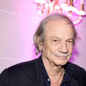 Patrick Chesnais lors de la soirée des "Stéthos d'or 2023" à l'hôtel Four Seasons George V à Paris le 27 mars 2023. © Cédric Perrin / Bestimage