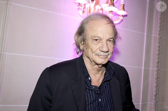 Patrick Chesnais lors de la soirée des "Stéthos d'or 2023" à l'hôtel Four Seasons George V à Paris le 27 mars 2023. © Cédric Perrin / Bestimage