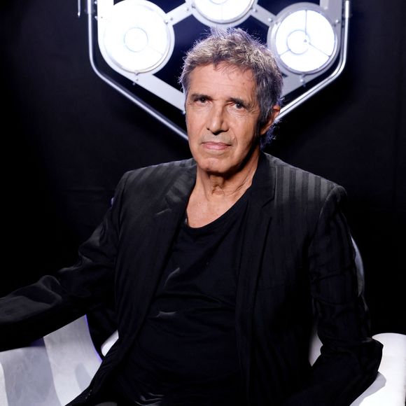 Julien Clerc - Backstage - Enregistrement de l'émission "La Chanson secrète 9" à la Seine musicale à Paris en 2021. © Gaffiot-Moreau / Bestimage