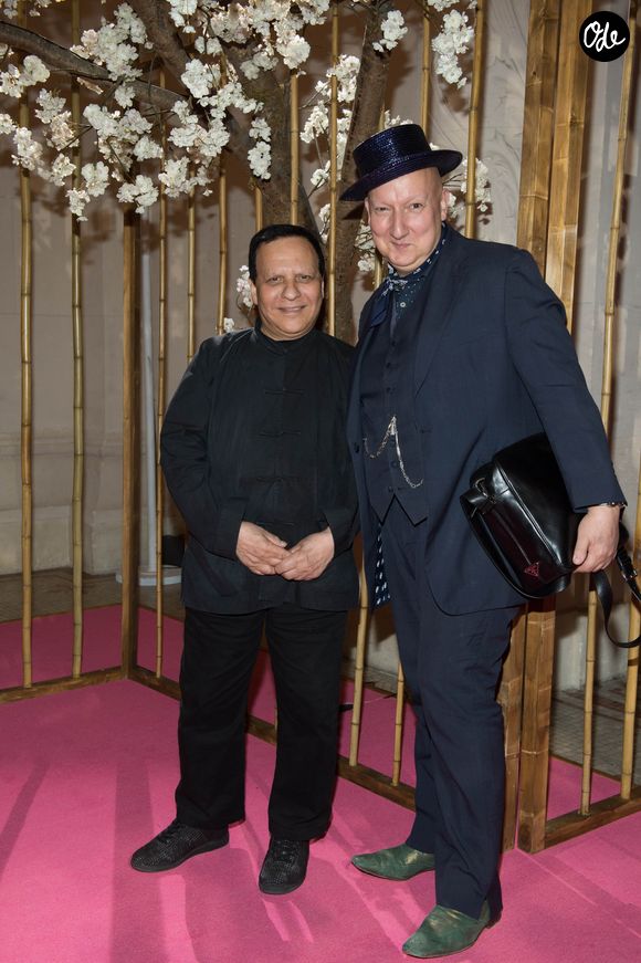 Azzedine Alaia et Steven Jones - Soirée Schiaparelli à l'école nationale supérieure des arts décoratifs le 1er juillet 2013