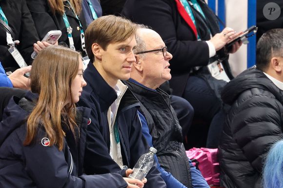 Le Prince Albert II de Monaco avec la Princesse Alexandra de Hanovre et son petit ami Ben Sylvester Strautmann assistent au programme court du patinage simple masculin lors de la quatrième journée des Jeux Olympiques d'hiver de Milano Cortina 2026 au Milano Ice Skating Arena le 10 février 2026 à Milan, Italie. Photo par Alexis Jumeau/ABACAPRESS.COM