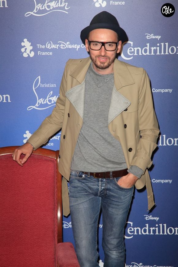 Depuis quelque temps, le chanteur révélé par Nouvelle Star partage sa vie entre l'Hexagone et le Brésil, un pays pour lequel il a eu un véritable coup de cœur. 

Christophe Wilem lors de la soirée de projection du film « Cendrillon » organisée au cinéma Rex à Paris, en France, le 25 septembre 2012. Photo de Jérôme Domine/ABACAPRESS.COM