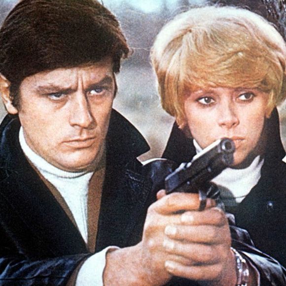 Ce geste rare témoigne de la tendresse et du respect qui ont marqué ses derniers moments.

Alain Delon et Mireille Darc sur le tournage du film "Jeff". 1969. © Bestimage