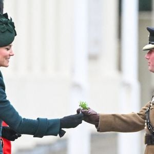 Catherine (Kate) Middleton, princesse de Galles, colonel des Irish Guards, visite le régiment lors du défilé de la Saint-Patrick à la caserne Wellington de Londres, Royaume Uni, le 17 mars 2025. © Zahu/Backgrid UK/Bestimage
