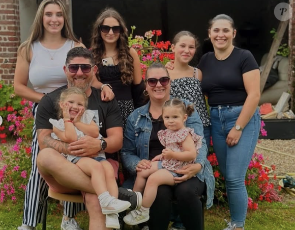 La Famille Lécossais de "Familles nombreuses, la vie en XXL" sur Instagram