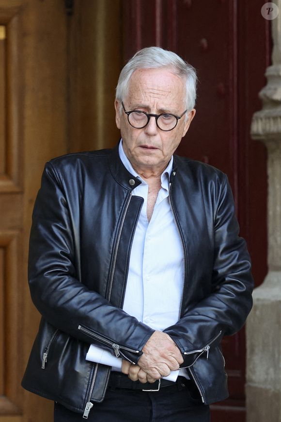Fabrice Luchini - Sorties des obsèques de Philippe Labro en l'église de Saint-Germain-des-Prés à Paris le 13 juin 2025. © Dominique Jacovides - Christophe Clovis / Bestimage