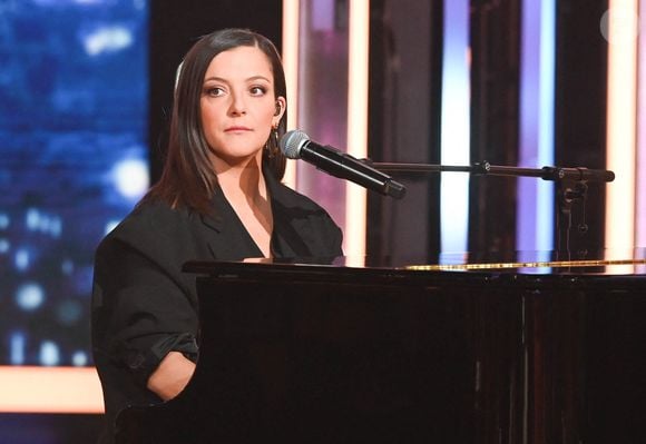 Camille Lellouche - Les personnalités se mobilisent lors de la 36ème édition du Téléthon sur le plateau de France 2, avec pour parrain K.Adams, le 3 décembre 2022.
© Coadic GUIREC / Bestimage
