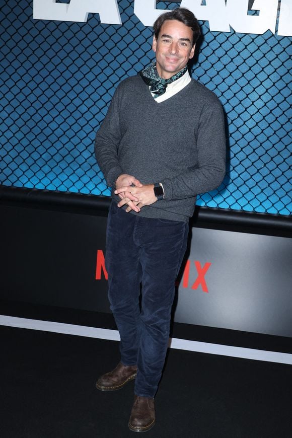 Julian Bugier assiste à la première de " La Cage " au Pathe Palace à Paris, France, le 04 novembre 2024. Photo par Jerome Dominé/ABACAPRESS.COM