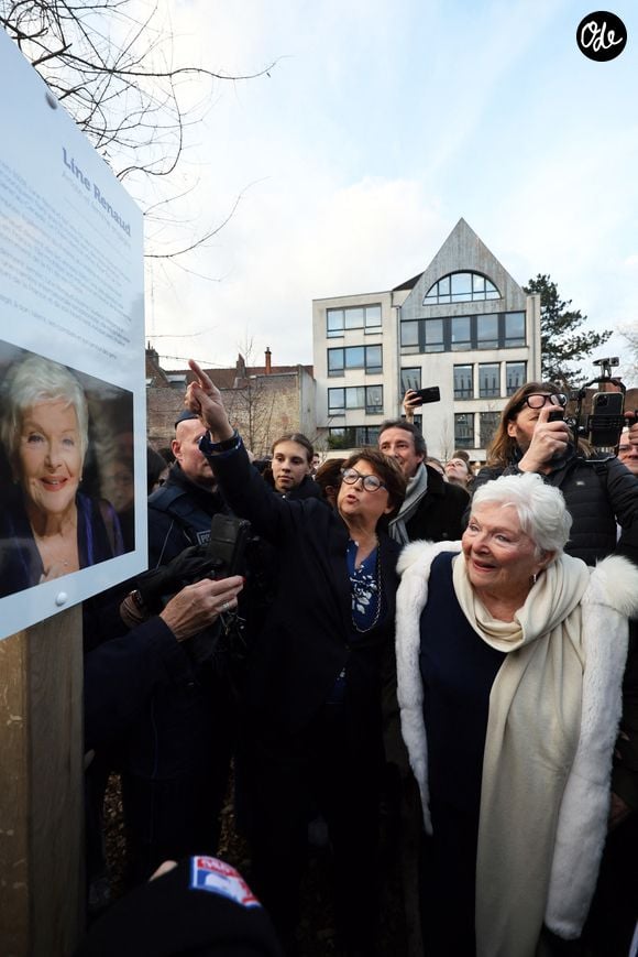 Line Renaud, 97 ans, a inauguré un jardin public qui porte son nom, à Lille, France, le mercredi 17 décembre 2025. © Claude Dubourg/Bestimage