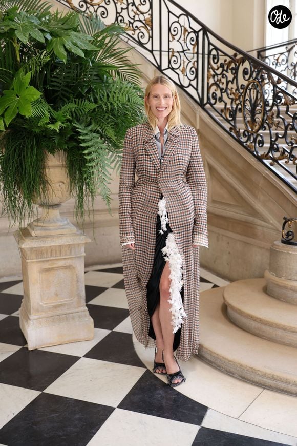 Dree Hemingway au photocall du défilé de mode DIOR Collection Haute Couture Automne/Hiver 2026-2027 lors de la Fashion Week de Paris (PFW) au musée Rodin, à Paris, France, le 6 juillet 2026. © Denis Guignebourg/Bestimage