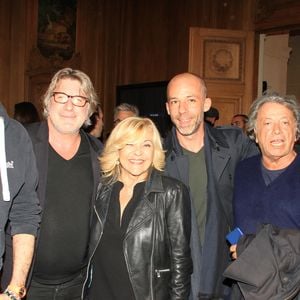 Un petit garçon, Alexandre, est né en 1979 de leur idylle, huit ans avant leur divorce.

Exclusif - Yohan Khatir, Gérard Pont, Nicoletta, Alexandre Chappuis (le fils de Nicoletta), Hervé Vilard, Jean-Christophe Molinier - Première du film documentaire "Nicoletta, la voix de la liberté" à la Scam à Paris. Le 26 septembre 2019. BALDINI / BESTIMAGE